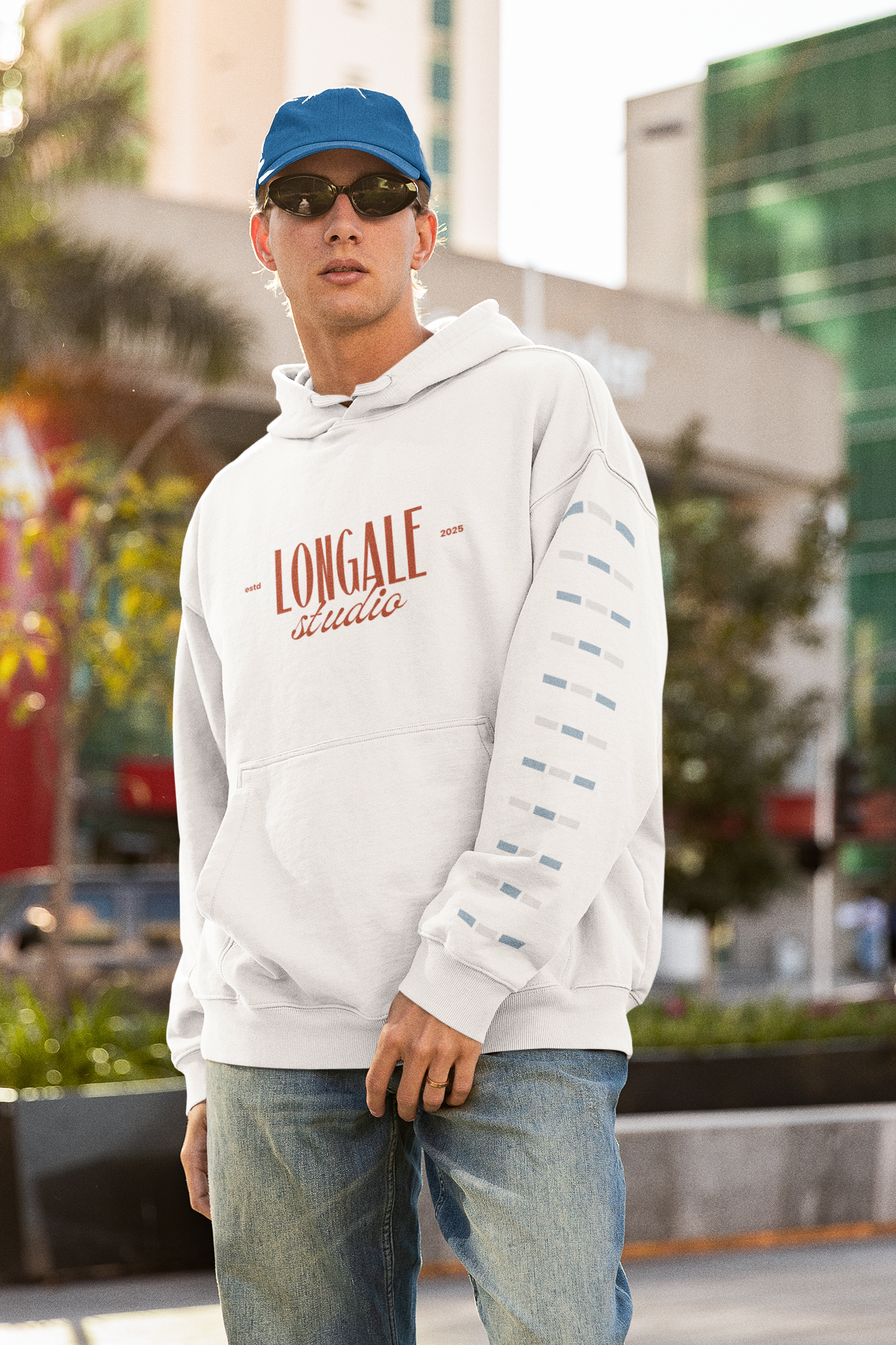 LONGALE OVERSIZED HOODIE